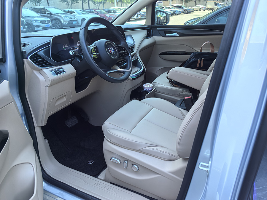 广州长租别克GL8出租新能源陆尚7座商务车自驾年租_广州租车 首选广州现达汽车租赁公司